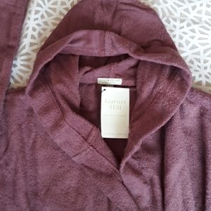 NEW..Garnet Hill Wrap BathRobe.